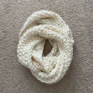 Aeropostale Cream Knit Scarf